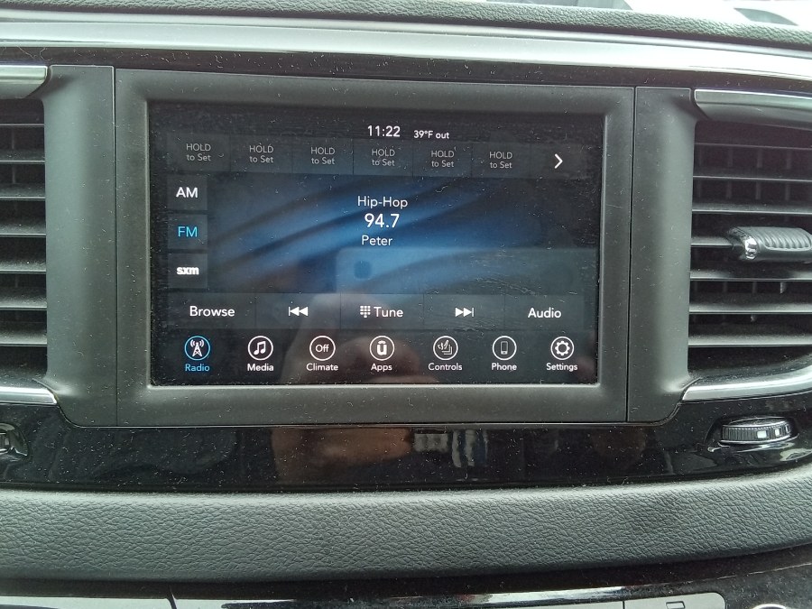 2020 Chrysler Pacifica Touring L FWD, available for sale in Irvington, New Jersey | NJ Used Cars Center. Irvington, New Jersey 2020 Chrysler Pacifica Touring L FWD, available for sale in Irvington, New Jersey | NJ Used Cars Center. Irvington, New Jersey