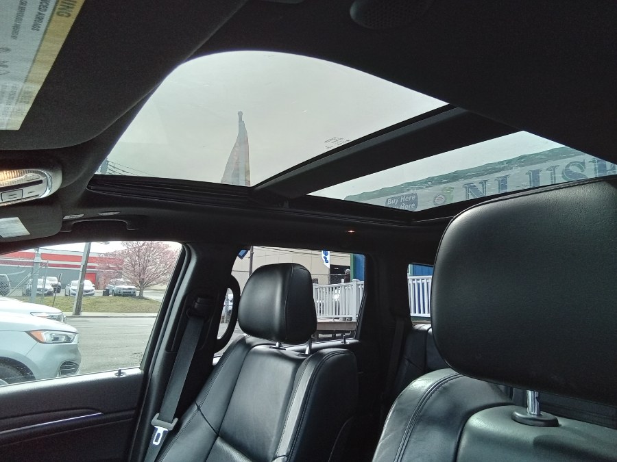 2020 Jeep Grand Cherokee Limited 4x4, available for sale in Irvington, New Jersey | NJ Used Cars Center. Irvington, New Jersey 2020 Jeep Grand Cherokee Limited 4x4, available for sale in Irvington, New Jersey | NJ Used Cars Center. Irvington, New Jersey