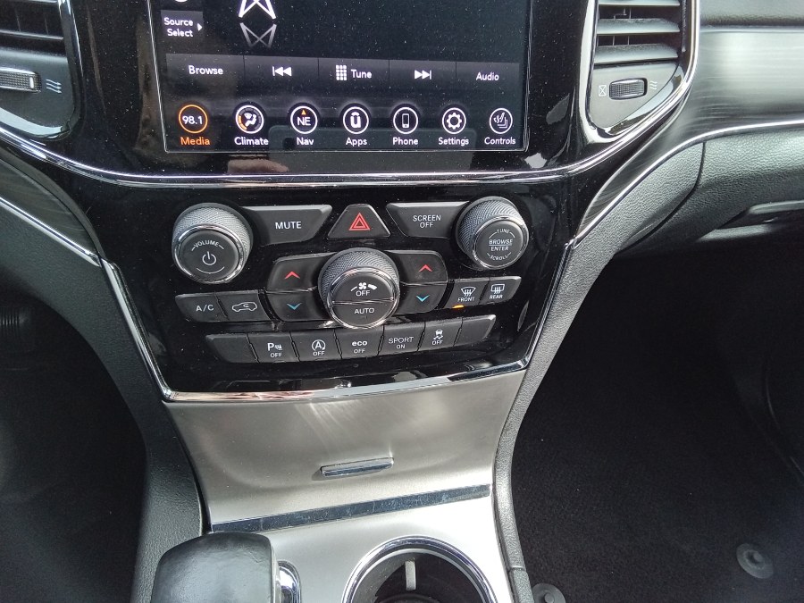 2020 Jeep Grand Cherokee Limited 4x4, available for sale in Irvington, New Jersey | NJ Used Cars Center. Irvington, New Jersey 2020 Jeep Grand Cherokee Limited 4x4, available for sale in Irvington, New Jersey | NJ Used Cars Center. Irvington, New Jersey
