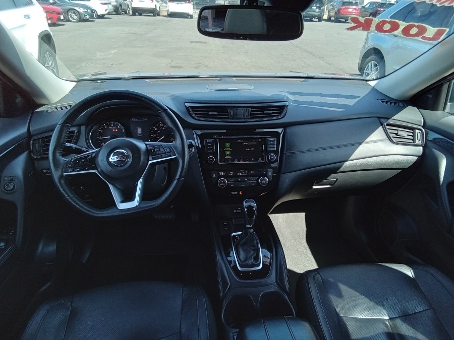 2019 Nissan Rogue FWD SL, available for sale in Irvington, New Jersey | NJ Used Cars Center. Irvington, New Jersey 2019 Nissan Rogue FWD SL, available for sale in Irvington, New Jersey | NJ Used Cars Center. Irvington, New Jersey