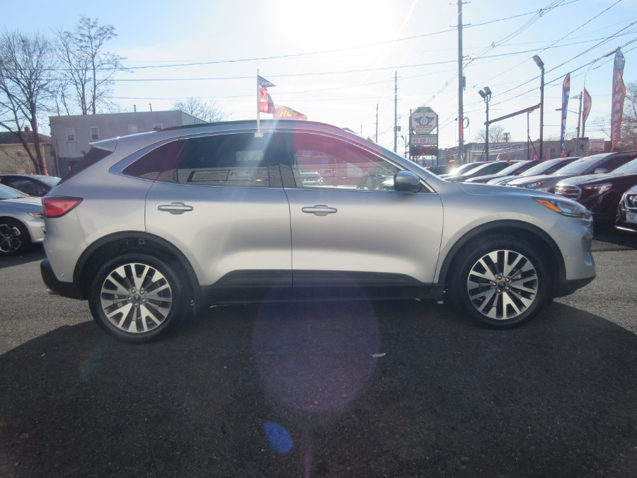 2020 Ford Escape Titanium AWD, available for sale in Linden, New Jersey | Route 27 Auto Mall. Linden, New Jersey 2020 Ford Escape Titanium AWD, available for sale in Linden, New Jersey | Route 27 Auto Mall. Linden, New Jersey