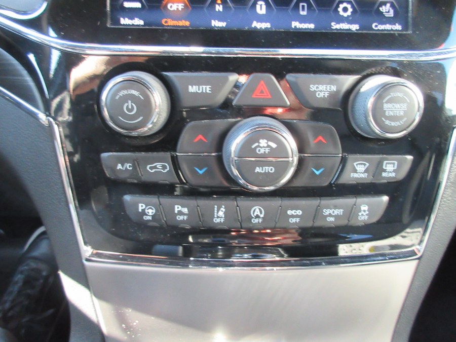 2020 Jeep Grand Cherokee Limited 4x4, available for sale in Linden, New Jersey | Route 27 Auto Mall. Linden, New Jersey 2020 Jeep Grand Cherokee Limited 4x4, available for sale in Linden, New Jersey | Route 27 Auto Mall. Linden, New Jersey