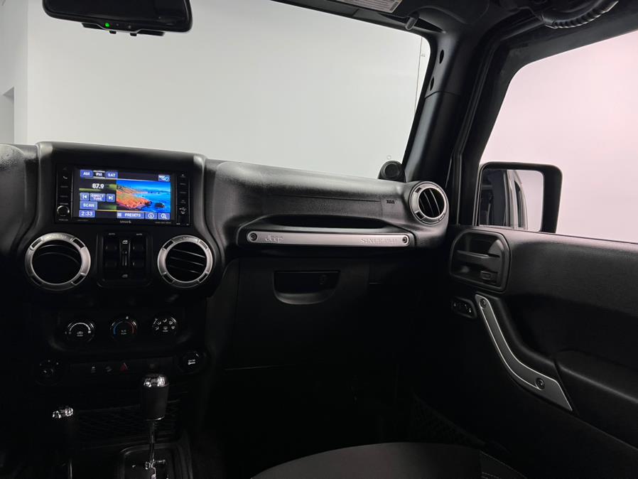 2014 Jeep Wrangler Unlimited 4WD 4dr Altitude, available for sale in Elizabeth, New Jersey | M Auto Group. Elizabeth, New Jersey 2014 Jeep Wrangler Unlimited 4WD 4dr Altitude, available for sale in Elizabeth, New Jersey | M Auto Group. Elizabeth, New Jersey