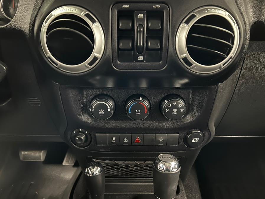 2014 Jeep Wrangler Unlimited 4WD 4dr Altitude, available for sale in Elizabeth, New Jersey | M Auto Group. Elizabeth, New Jersey 2014 Jeep Wrangler Unlimited 4WD 4dr Altitude, available for sale in Elizabeth, New Jersey | M Auto Group. Elizabeth, New Jersey