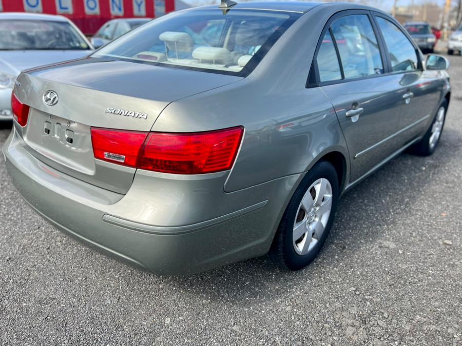 2009 Hyundai Sonata 4dr Sdn I4 Auto GLS PZEV, available for sale in Wallingford, Connecticut | Wallingford Auto Center LLC. Wallingford, Connecticut 2009 Hyundai Sonata 4dr Sdn I4 Auto GLS PZEV, available for sale in Wallingford, Connecticut | Wallingford Auto Center LLC. Wallingford, Connecticut