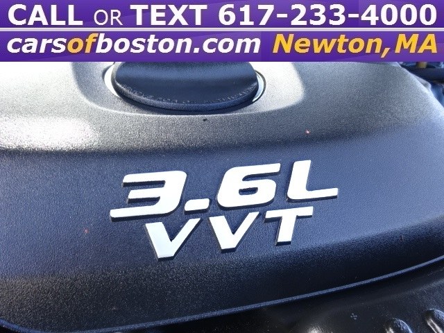 2012 Jeep Grand Cherokee 4WD 4dr Overland, available for sale in Newton, Massachusetts | Cars of Boston. Newton, Massachusetts 2012 Jeep Grand Cherokee 4WD 4dr Overland, available for sale in Newton, Massachusetts | Cars of Boston. Newton, Massachusetts