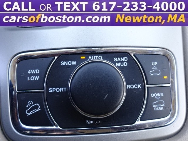 2012 Jeep Grand Cherokee 4WD 4dr Overland, available for sale in Newton, Massachusetts | Jacob Auto Sales. Newton, Massachusetts 2012 Jeep Grand Cherokee 4WD 4dr Overland, available for sale in Newton, Massachusetts | Jacob Auto Sales. Newton, Massachusetts