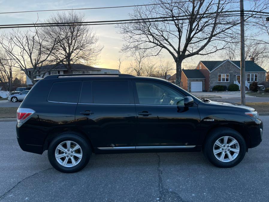 2012 Toyota Highlander Hybrid 4WD 4dr (Natl), available for sale in Copiague, New York | Great Deal Motors. Copiague, New York