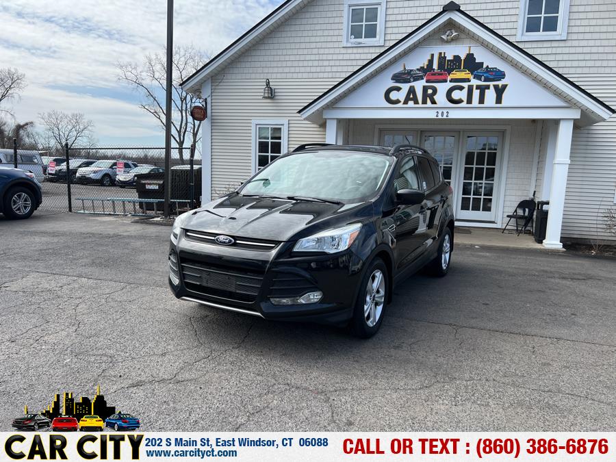 2015 Ford Escape 4WD 4dr SE, available for sale in East Windsor, Connecticut | Car City LLC. East Windsor, Connecticut