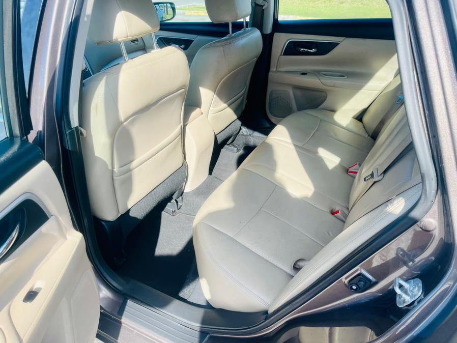 2017 Nissan Altima 2017.5 2.5 SR Sedan, available for sale in Orlando, Florida | 2 Car Pros. Orlando, Florida 2017 Nissan Altima 2017.5 2.5 SR Sedan, available for sale in Orlando, Florida | 2 Car Pros. Orlando, Florida