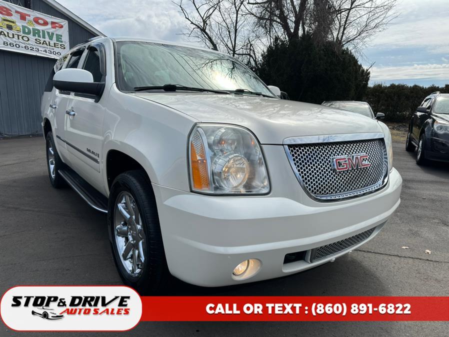 2009 GMC Yukon Denali AWD 4dr, available for sale in East Windsor, Connecticut | Stop & Drive Auto Sales. East Windsor, Connecticut 2009 GMC Yukon Denali AWD 4dr, available for sale in East Windsor, Connecticut | Stop & Drive Auto Sales. East Windsor, Connecticut