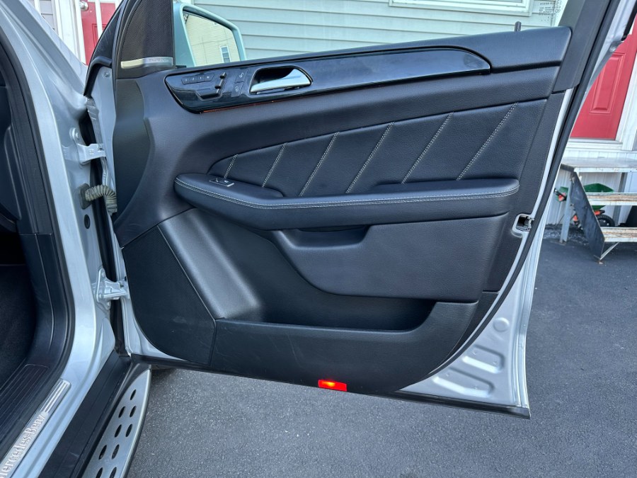 2015 Mercedes-Benz GL-Class 4MATIC 4dr GL 450, available for sale in Paterson, New Jersey | DZ Automall. Paterson, New Jersey 2015 Mercedes-Benz GL-Class 4MATIC 4dr GL 450, available for sale in Paterson, New Jersey | DZ Automall. Paterson, New Jersey
