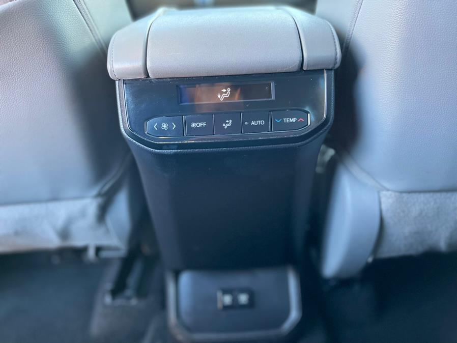 2021 Toyota Highlander XLE FWD (Natl), available for sale in Irvington , New Jersey | Auto Haus of Irvington Corp. Irvington , New Jersey 2021 Toyota Highlander XLE FWD (Natl), available for sale in Irvington , New Jersey | Auto Haus of Irvington Corp. Irvington , New Jersey
