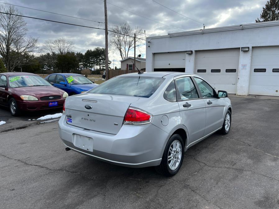 2009 Ford Focus 4dr Sdn SE, available for sale in East Windsor, Connecticut | CT Car Co LLC. East Windsor, Connecticut 2009 Ford Focus 4dr Sdn SE, available for sale in East Windsor, Connecticut | CT Car Co LLC. East Windsor, Connecticut