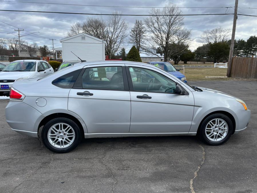 2009 Ford Focus 4dr Sdn SE, available for sale in East Windsor, Connecticut | CT Car Co LLC. East Windsor, Connecticut 2009 Ford Focus 4dr Sdn SE, available for sale in East Windsor, Connecticut | CT Car Co LLC. East Windsor, Connecticut