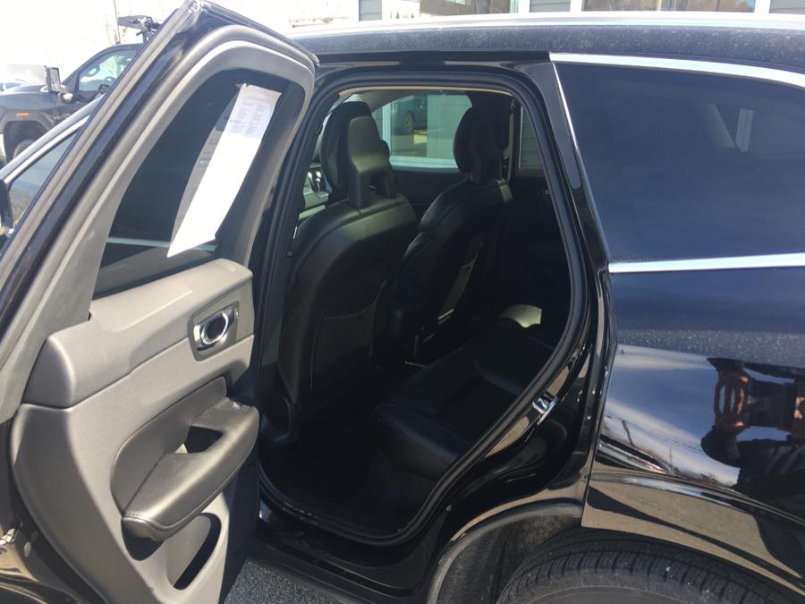 2018 Volvo XC60 T5 AWD Momentum, available for sale in Searsport, Maine | Searsport Motor Company. Searsport, Maine 2018 Volvo XC60 T5 AWD Momentum, available for sale in Searsport, Maine | Searsport Motor Company. Searsport, Maine