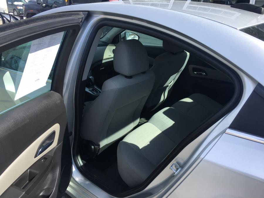 2015 Chevrolet Cruze 4dr Sdn Auto 1LT, available for sale in Searsport, Maine | Searsport Motor Company. Searsport, Maine 2015 Chevrolet Cruze 4dr Sdn Auto 1LT, available for sale in Searsport, Maine | Searsport Motor Company. Searsport, Maine