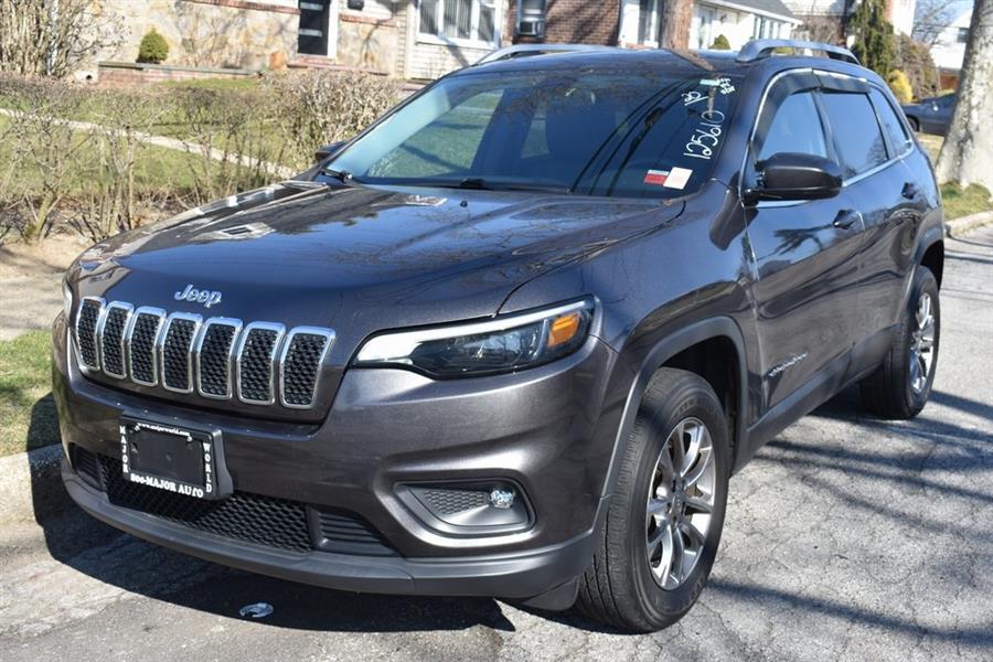 2019 Jeep Cherokee Latitude Plus, available for sale in Valley Stream, New York | Certified Performance Motors. Valley Stream, New York