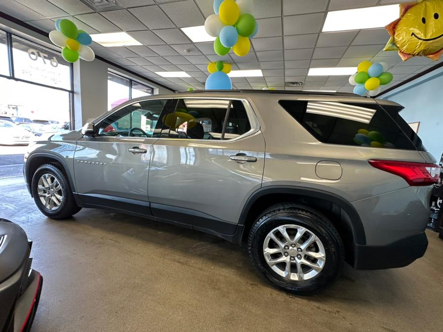 2019 Chevrolet Traverse AWD 4dr LT Cloth w/1LT, available for sale in Inwood, New York | 5 Towns Drive. Inwood, New York 2019 Chevrolet Traverse AWD 4dr LT Cloth w/1LT, available for sale in Inwood, New York | 5 Towns Drive. Inwood, New York