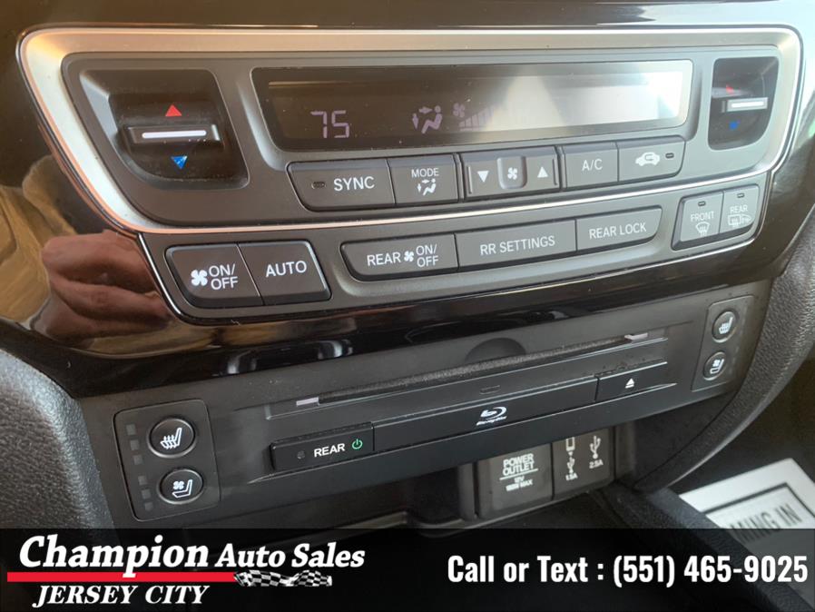 2017 Honda Pilot Elite AWD, available for sale in Jersey City, New Jersey | Champion Auto Sales. Jersey City, New Jersey 2017 Honda Pilot Elite AWD, available for sale in Jersey City, New Jersey | Champion Auto Sales. Jersey City, New Jersey