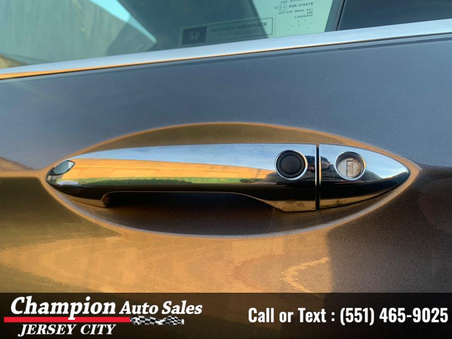 2017 Honda Pilot Elite AWD, available for sale in Jersey City, New Jersey | Champion Auto Sales. Jersey City, New Jersey 2017 Honda Pilot Elite AWD, available for sale in Jersey City, New Jersey | Champion Auto Sales. Jersey City, New Jersey