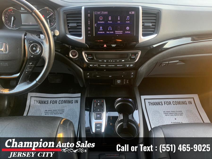 2017 Honda Pilot Elite AWD, available for sale in Jersey City, New Jersey | Champion Auto Sales. Jersey City, New Jersey 2017 Honda Pilot Elite AWD, available for sale in Jersey City, New Jersey | Champion Auto Sales. Jersey City, New Jersey