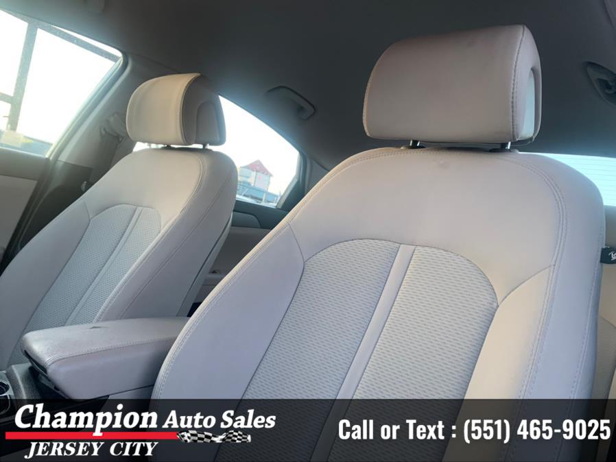 2016 Hyundai Sonata 4dr Sdn 2.4L SE, available for sale in Jersey City, New Jersey | Champion Auto Sales of JC. Jersey City, New Jersey 2016 Hyundai Sonata 4dr Sdn 2.4L SE, available for sale in Jersey City, New Jersey | Champion Auto Sales of JC. Jersey City, New Jersey