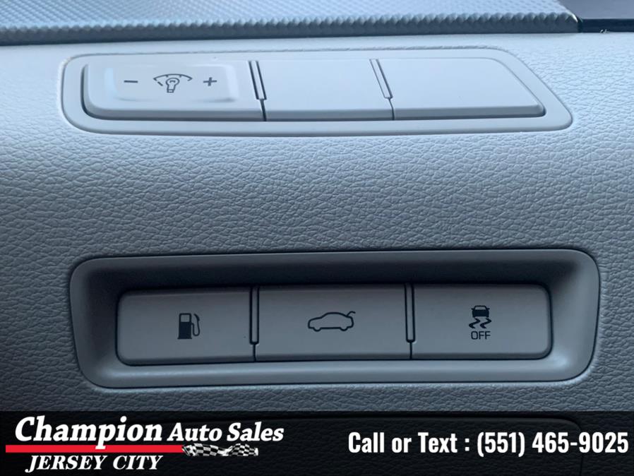 2016 Hyundai Sonata 4dr Sdn 2.4L SE, available for sale in Jersey City, New Jersey | Champion Auto Sales of JC. Jersey City, New Jersey 2016 Hyundai Sonata 4dr Sdn 2.4L SE, available for sale in Jersey City, New Jersey | Champion Auto Sales of JC. Jersey City, New Jersey