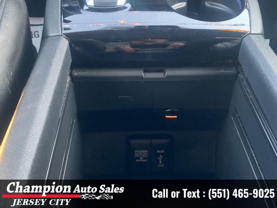 2017 Honda Pilot Elite AWD, available for sale in Jersey City, New Jersey | Champion Auto Sales of JC. Jersey City, New Jersey 2017 Honda Pilot Elite AWD, available for sale in Jersey City, New Jersey | Champion Auto Sales of JC. Jersey City, New Jersey