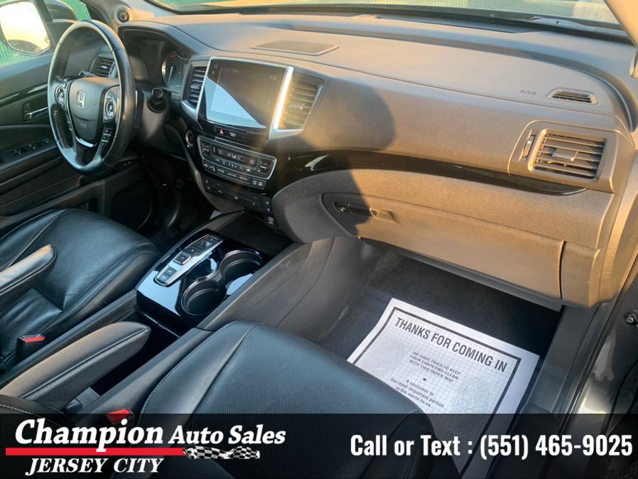2017 Honda Pilot Elite AWD, available for sale in Jersey City, New Jersey | Champion Auto Sales of JC. Jersey City, New Jersey 2017 Honda Pilot Elite AWD, available for sale in Jersey City, New Jersey | Champion Auto Sales of JC. Jersey City, New Jersey