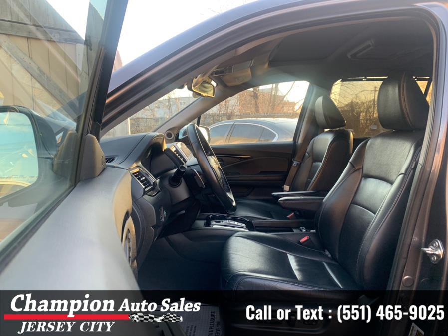 2017 Honda Pilot Elite AWD, available for sale in Jersey City, New Jersey | Champion Auto Sales of JC. Jersey City, New Jersey 2017 Honda Pilot Elite AWD, available for sale in Jersey City, New Jersey | Champion Auto Sales of JC. Jersey City, New Jersey
