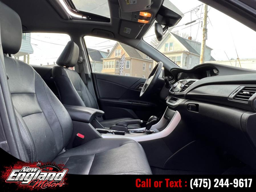 2014 Honda Accord Sedan 4dr I4 CVT EX-L w/Navi, available for sale in Hamden, Connecticut | New England Motors LLC. Hamden, Connecticut 2014 Honda Accord Sedan 4dr I4 CVT EX-L w/Navi, available for sale in Hamden, Connecticut | New England Motors LLC. Hamden, Connecticut