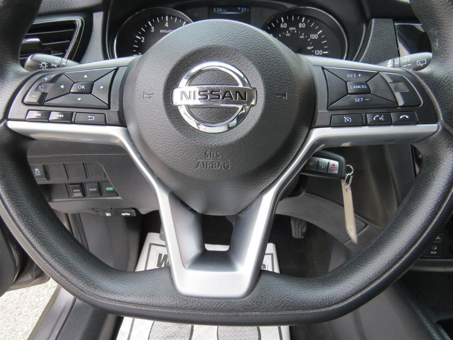 2017 Nissan Rogue S AWD 4dr Crossover, available for sale in Auburn, Maine | Lake City Exports Inc. Auburn, Maine 2017 Nissan Rogue S AWD 4dr Crossover, available for sale in Auburn, Maine | Lake City Exports Inc. Auburn, Maine