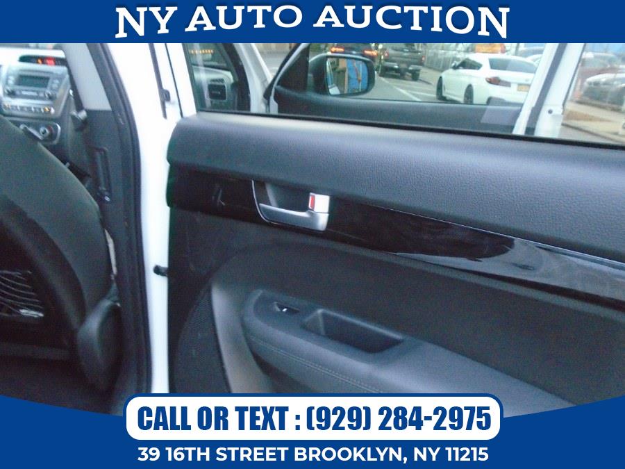 2014 Kia Sorento 2WD 4dr I4 LX, available for sale in Brooklyn, New York | NY Auto Auction. Brooklyn, New York 2014 Kia Sorento 2WD 4dr I4 LX, available for sale in Brooklyn, New York | NY Auto Auction. Brooklyn, New York