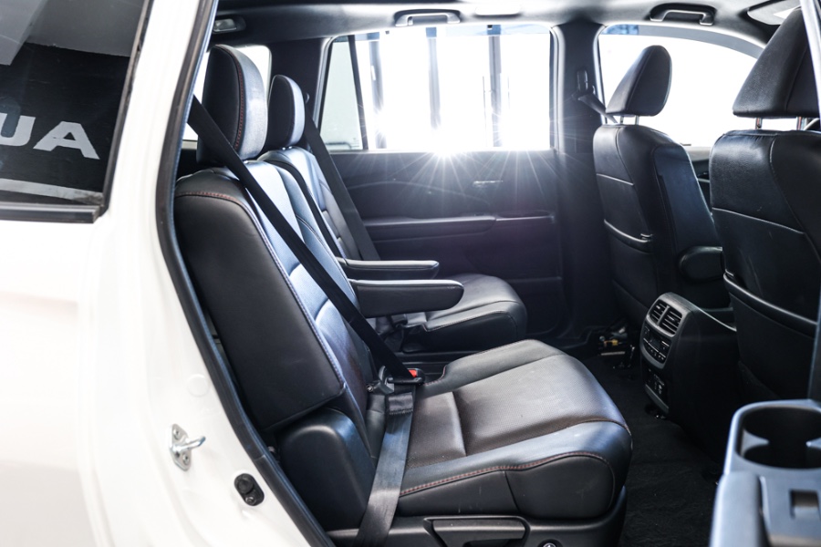 2021 Honda Pilot Black Edition AWD, available for sale in ELMONT, New York | 26 Motors Long Island. ELMONT, New York 2021 Honda Pilot Black Edition AWD, available for sale in ELMONT, New York | 26 Motors Long Island. ELMONT, New York