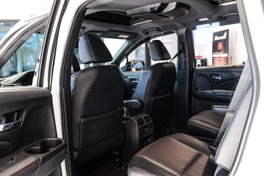 2021 Honda Pilot Black Edition AWD, available for sale in ELMONT, New York | 26 Motors Long Island. ELMONT, New York 2021 Honda Pilot Black Edition AWD, available for sale in ELMONT, New York | 26 Motors Long Island. ELMONT, New York