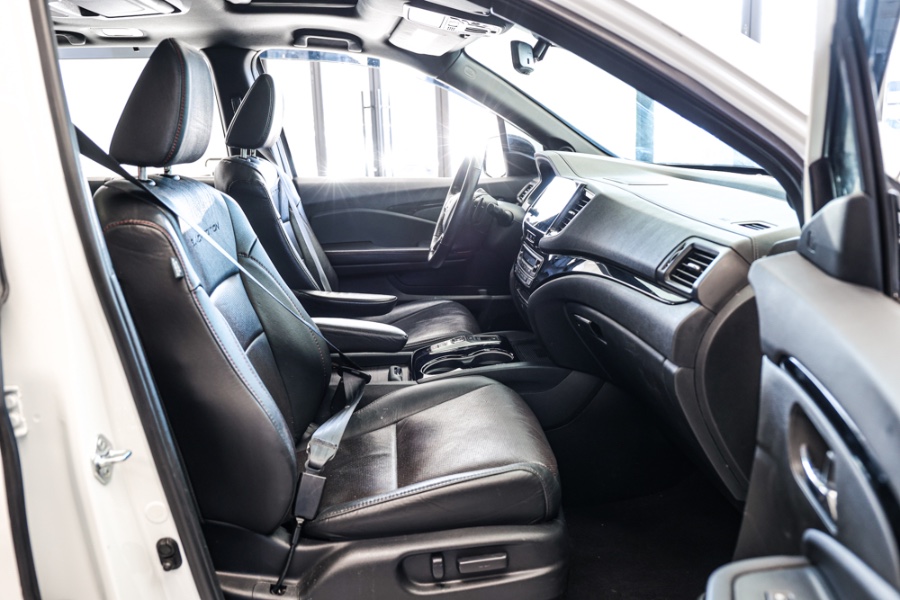 2021 Honda Pilot Black Edition AWD, available for sale in ELMONT, New York | 26 Motors Long Island. ELMONT, New York 2021 Honda Pilot Black Edition AWD, available for sale in ELMONT, New York | 26 Motors Long Island. ELMONT, New York