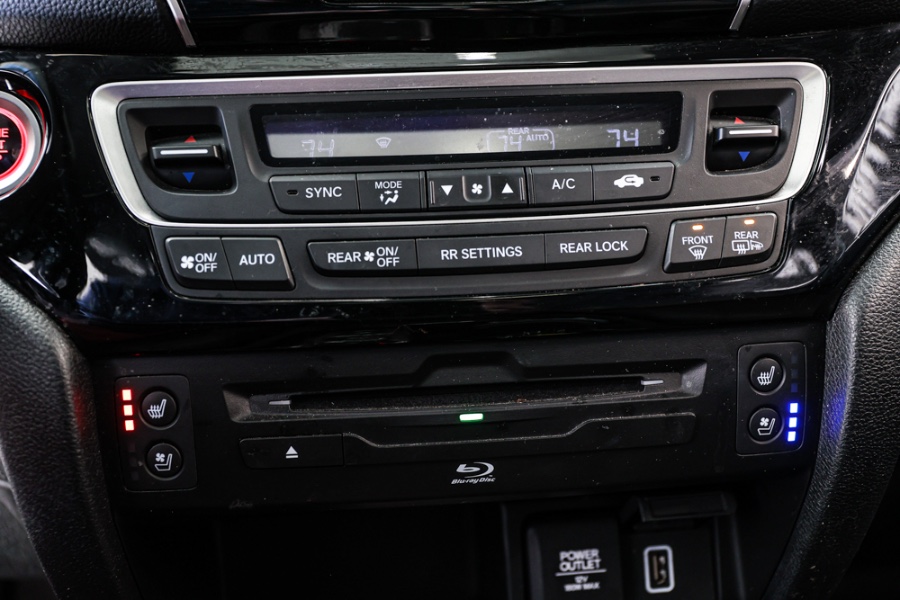 2021 Honda Pilot Black Edition AWD, available for sale in ELMONT, New York | 26 Motors Long Island. ELMONT, New York 2021 Honda Pilot Black Edition AWD, available for sale in ELMONT, New York | 26 Motors Long Island. ELMONT, New York