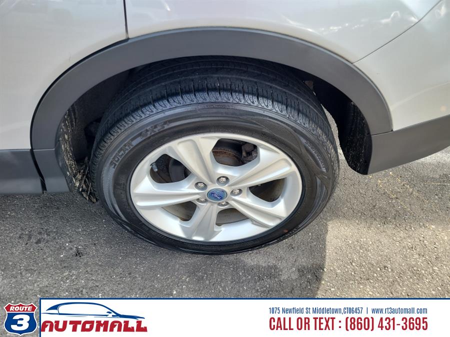 2013 Ford Escape 4WD 4dr SE, available for sale in Middletown, Connecticut | RT 3 AUTO MALL LLC. Middletown, Connecticut 2013 Ford Escape 4WD 4dr SE, available for sale in Middletown, Connecticut | RT 3 AUTO MALL LLC. Middletown, Connecticut