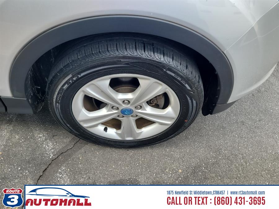 2013 Ford Escape 4WD 4dr SE, available for sale in Middletown, Connecticut | RT 3 AUTO MALL LLC. Middletown, Connecticut 2013 Ford Escape 4WD 4dr SE, available for sale in Middletown, Connecticut | RT 3 AUTO MALL LLC. Middletown, Connecticut