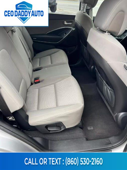 2017 Hyundai Santa Fe SE 3.3L Auto AWD, available for sale in Online only, Connecticut | CEO DADDY AUTO. Online only, Connecticut 2017 Hyundai Santa Fe SE 3.3L Auto AWD, available for sale in Online only, Connecticut | CEO DADDY AUTO. Online only, Connecticut