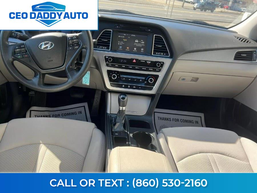 2016 Hyundai Sonata 4dr Sdn 2.4L SE, available for sale in Online only, Connecticut | CEO DADDY AUTO. Online only, Connecticut 2016 Hyundai Sonata 4dr Sdn 2.4L SE, available for sale in Online only, Connecticut | CEO DADDY AUTO. Online only, Connecticut