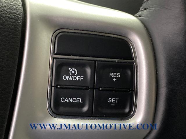 2015 Chrysler Town & Country 4dr Wgn Touring-L, available for sale in Naugatuck, Connecticut | J&M Automotive Sls&Svc LLC. Naugatuck, Connecticut 2015 Chrysler Town & Country 4dr Wgn Touring-L, available for sale in Naugatuck, Connecticut | J&M Automotive Sls&Svc LLC. Naugatuck, Connecticut