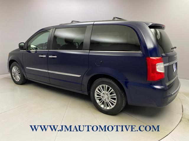 2015 Chrysler Town & Country 4dr Wgn Touring-L, available for sale in Naugatuck, Connecticut | J&M Automotive Sls&Svc LLC. Naugatuck, Connecticut 2015 Chrysler Town & Country 4dr Wgn Touring-L, available for sale in Naugatuck, Connecticut | J&M Automotive Sls&Svc LLC. Naugatuck, Connecticut