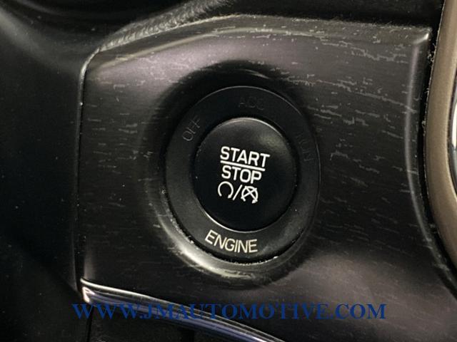 2014 Jeep Grand Cherokee 4WD 4dr Limited, available for sale in Naugatuck, Connecticut | J&M Automotive Sls&Svc LLC. Naugatuck, Connecticut 2014 Jeep Grand Cherokee 4WD 4dr Limited, available for sale in Naugatuck, Connecticut | J&M Automotive Sls&Svc LLC. Naugatuck, Connecticut