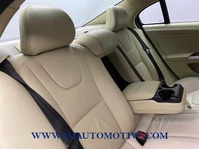2013 Volvo S60 4dr Sdn T5 AWD, available for sale in Naugatuck, Connecticut | J&M Automotive Sls&Svc LLC. Naugatuck, Connecticut 2013 Volvo S60 4dr Sdn T5 AWD, available for sale in Naugatuck, Connecticut | J&M Automotive Sls&Svc LLC. Naugatuck, Connecticut