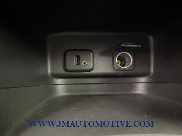 2018 Chevrolet Equinox AWD 4dr LT w/1LT, available for sale in Naugatuck, Connecticut | J&M Automotive Sls&Svc LLC. Naugatuck, Connecticut 2018 Chevrolet Equinox AWD 4dr LT w/1LT, available for sale in Naugatuck, Connecticut | J&M Automotive Sls&Svc LLC. Naugatuck, Connecticut