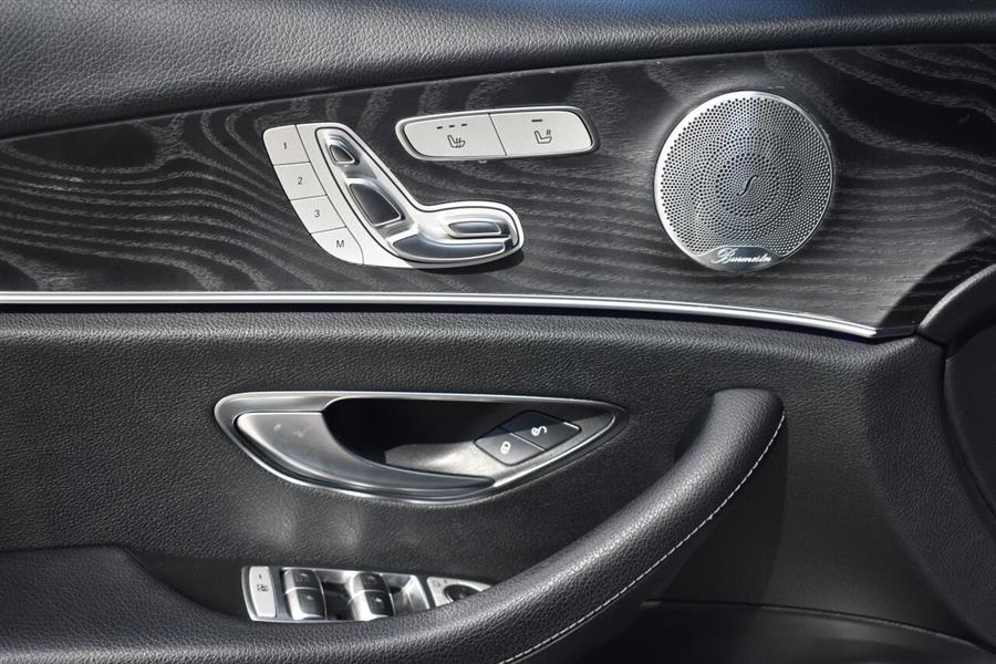 2019 Mercedes-benz E-class E 300 4MATIC AWD 4dr Sedan, available for sale in Great Neck, New York | Camy Cars. Great Neck, New York 2019 Mercedes-benz E-class E 300 4MATIC AWD 4dr Sedan, available for sale in Great Neck, New York | Camy Cars. Great Neck, New York