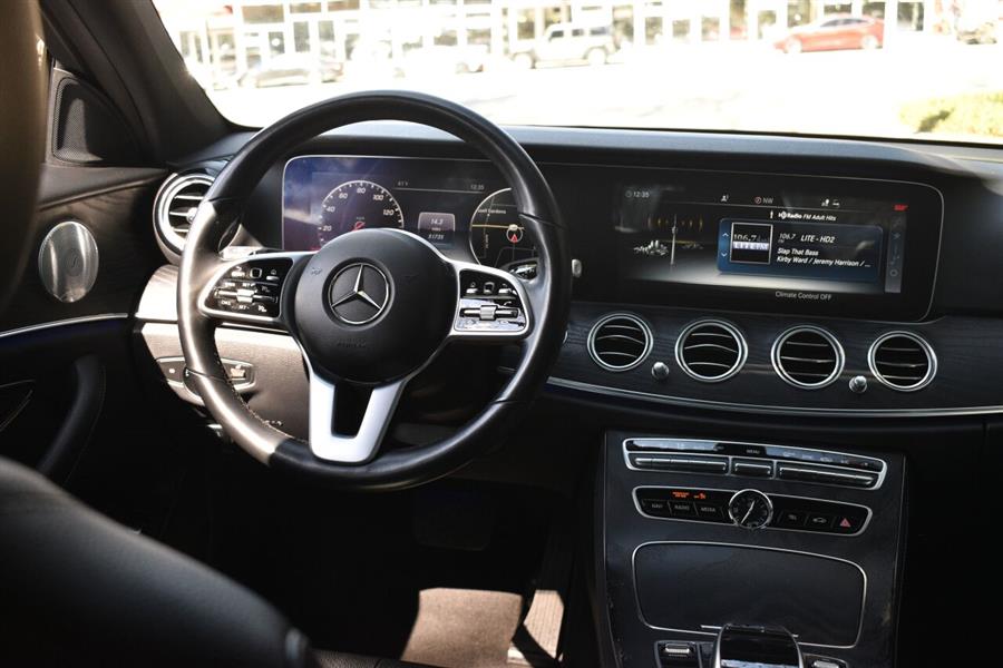 2019 Mercedes-benz E-class E 300 4MATIC AWD 4dr Sedan, available for sale in Great Neck, New York | Camy Cars. Great Neck, New York 2019 Mercedes-benz E-class E 300 4MATIC AWD 4dr Sedan, available for sale in Great Neck, New York | Camy Cars. Great Neck, New York