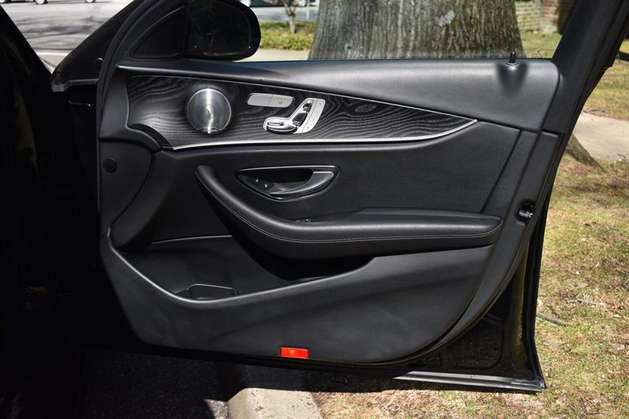 2019 Mercedes-benz E-class E 300 4MATIC AWD 4dr Sedan, available for sale in Great Neck, New York | Camy Cars. Great Neck, New York 2019 Mercedes-benz E-class E 300 4MATIC AWD 4dr Sedan, available for sale in Great Neck, New York | Camy Cars. Great Neck, New York